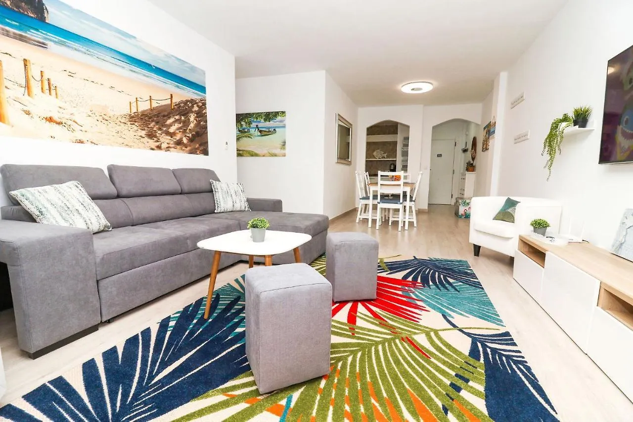 Family Apartment Walking Distance To The Sea And All Amenities Sitio de Calahonda