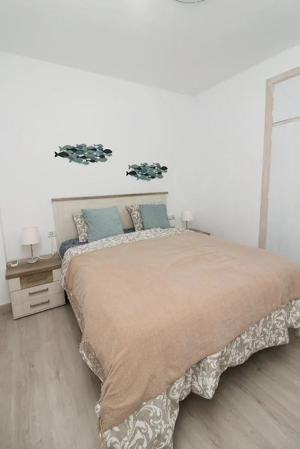 Family Apartment Walking Distance To The Sea And All Amenities Sitio de Calahonda